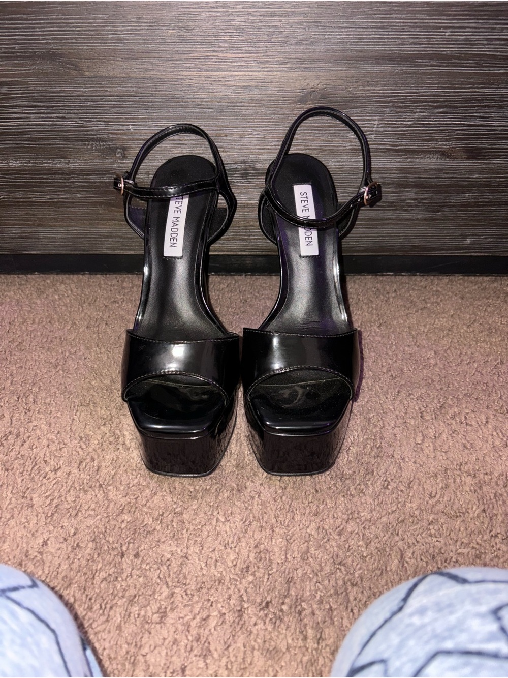 Steve Madden Black Patent Platform Heeled Sandals
